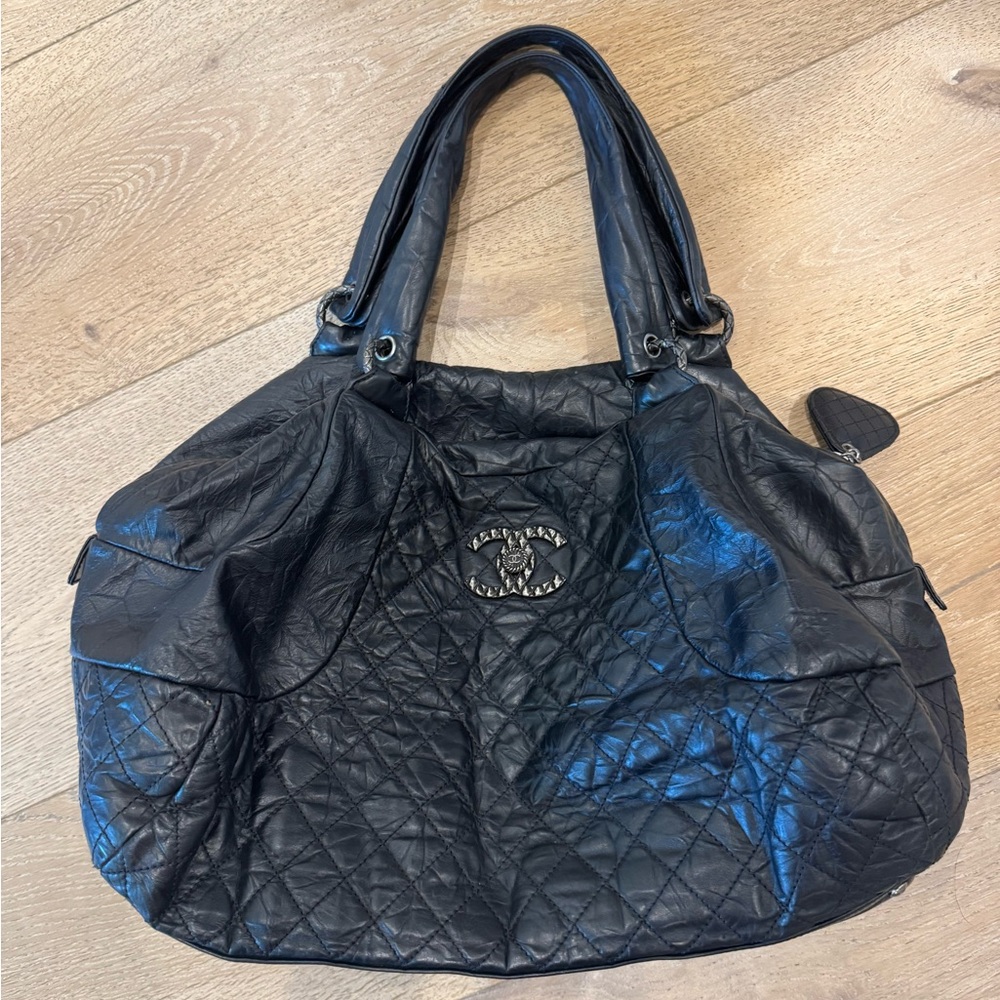 CHANEL Black Quilted Shoulder Tote with Logo Hardware